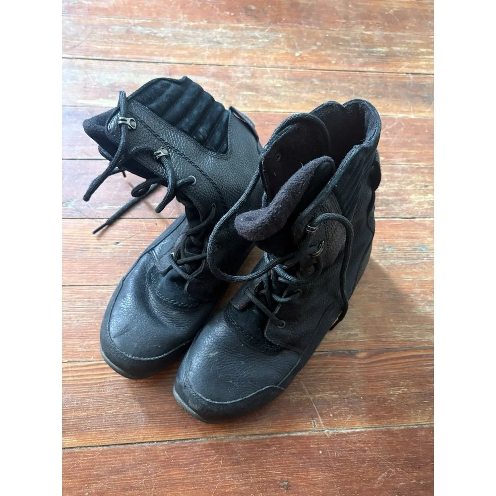 The North Face Nuptse Purna Lux Snow Boot Waterproof 100 G insulation Size 9